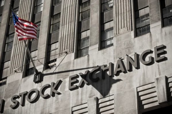 S&P 500 crashes as Trump tariffs kill Wall Street Santa Claus rally December 2025