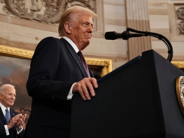 Trump DOT waives Southwest Airlines $11M fine 2022 holiday meltdown scandal