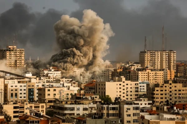 Gaza under Israeli airstrikes as US-backed war deepens humanitarian crisis
