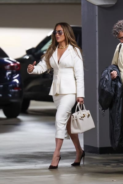 Hermès Birkin carried by Jennifer Lopez during a casual fashion appearance