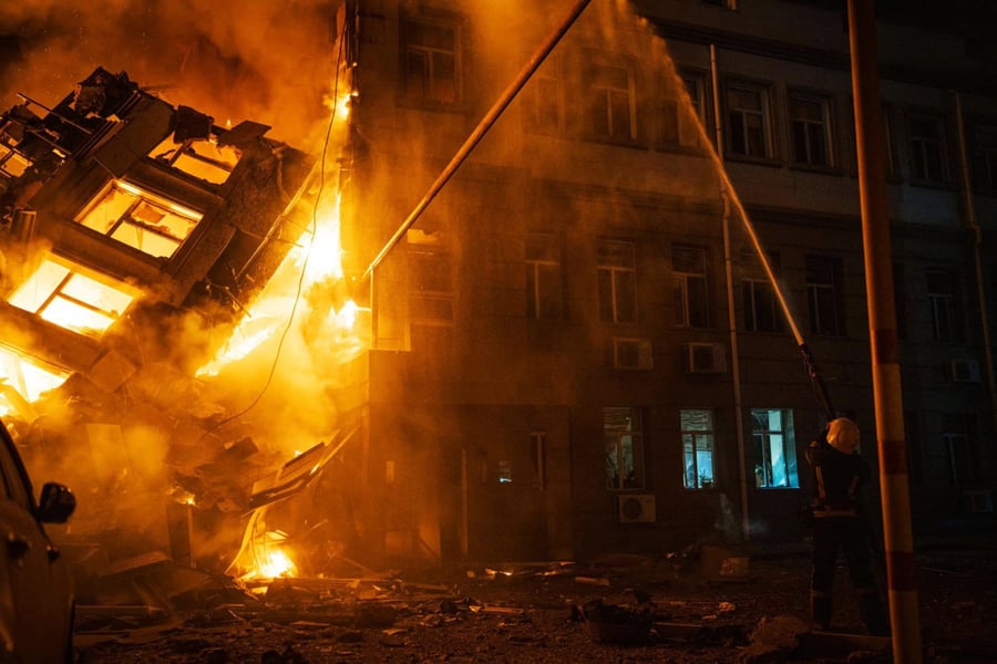 Russia Ukraine war day 1406 Odesa port burning after Russian strike