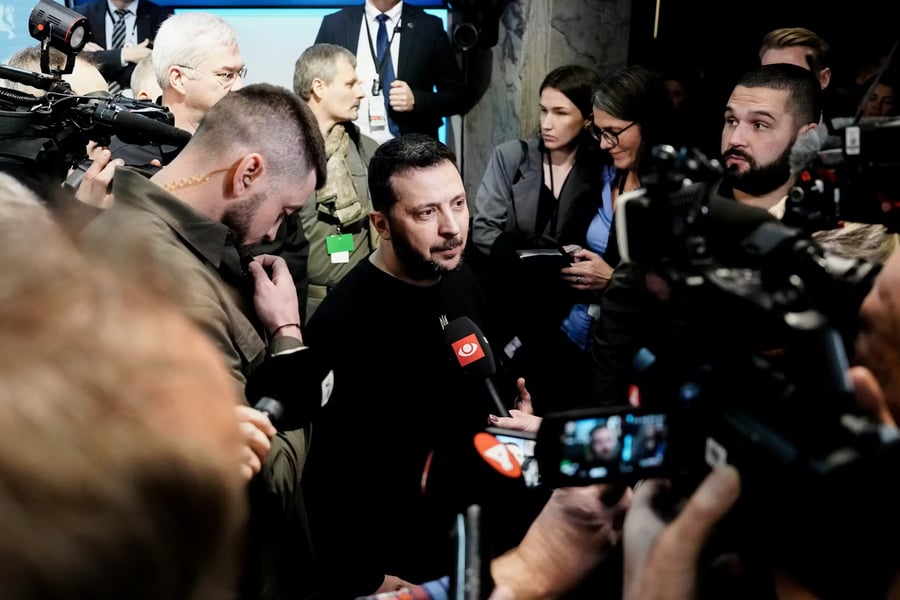 US lawmakers debate Ukraine aid as Western unity fractures