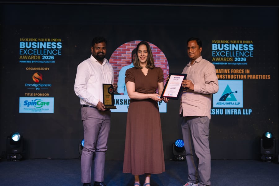 Saina Nehwal Honours Akshay Kumar P of AKSHU INFRA LLP for Innovation in Sustainable Construction at South India Awards 2026