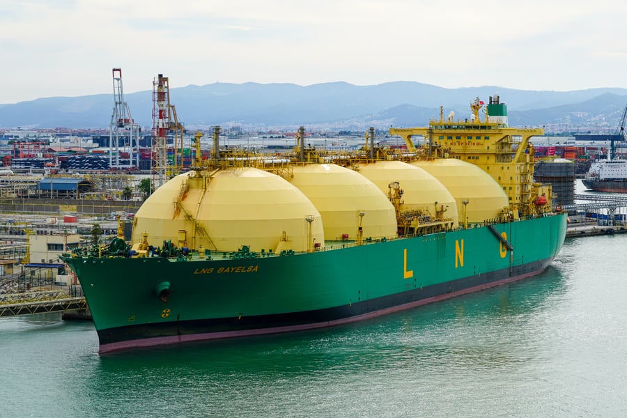 Europe LNG imports surge amid energy crisis LNG terminal in Europe as gas prices surge during energy crisis
