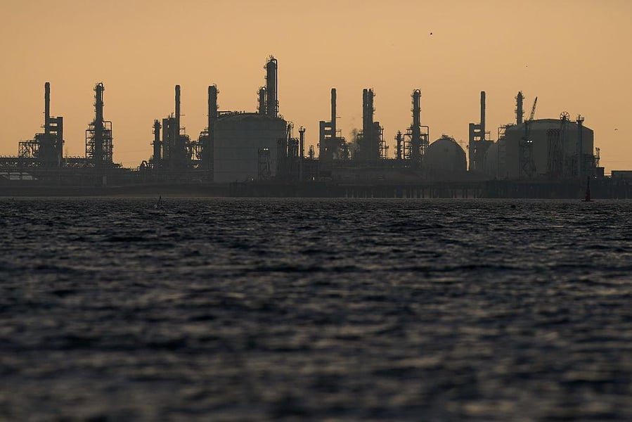 Global stock market crash as Iran war drives oil prices surge and Wall Street losses