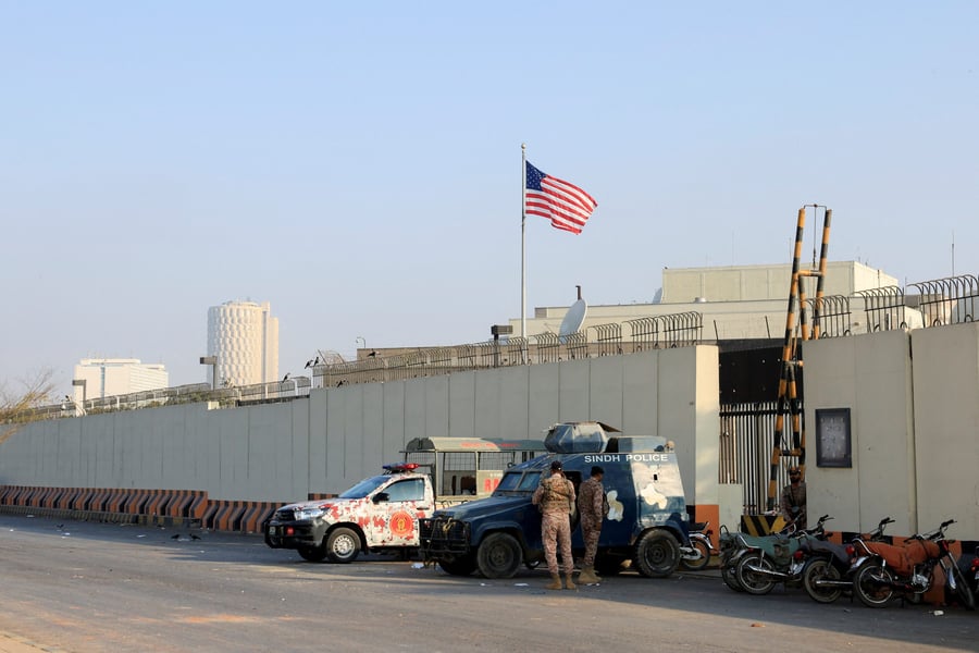 US diplomats leaving Riyadh embassy during Iran war evacuation
