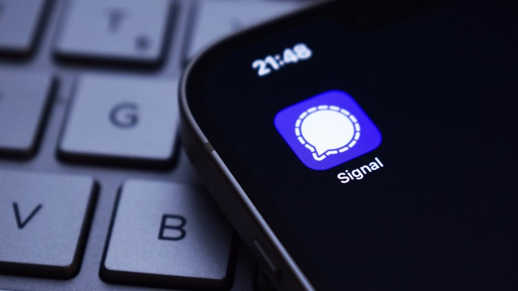 FBI retrieves deleted Signal messages from iPhone notification database