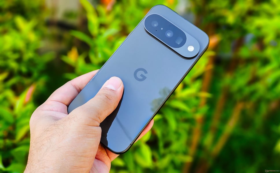 Google Pixel smartphone showing AI features amid 2026 market growth