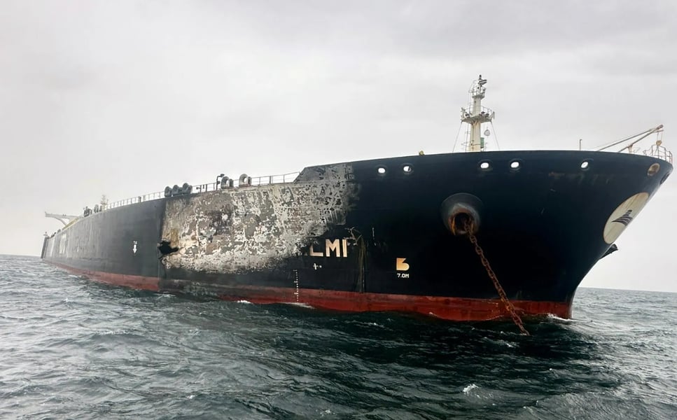 Oil tankers stuck in Strait of Hormuz during Iran US war