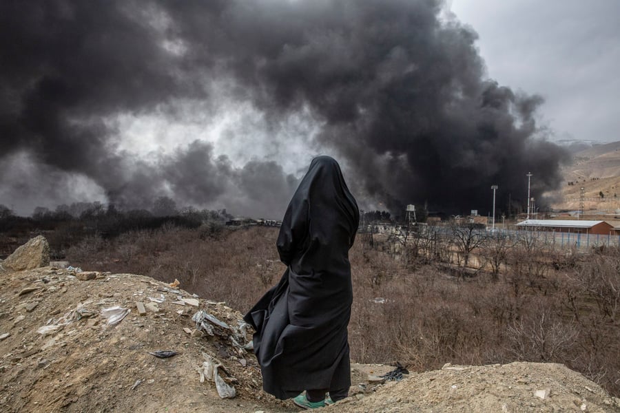 Smoke rises over Tehran after US and Israeli airstrikes during Iran war