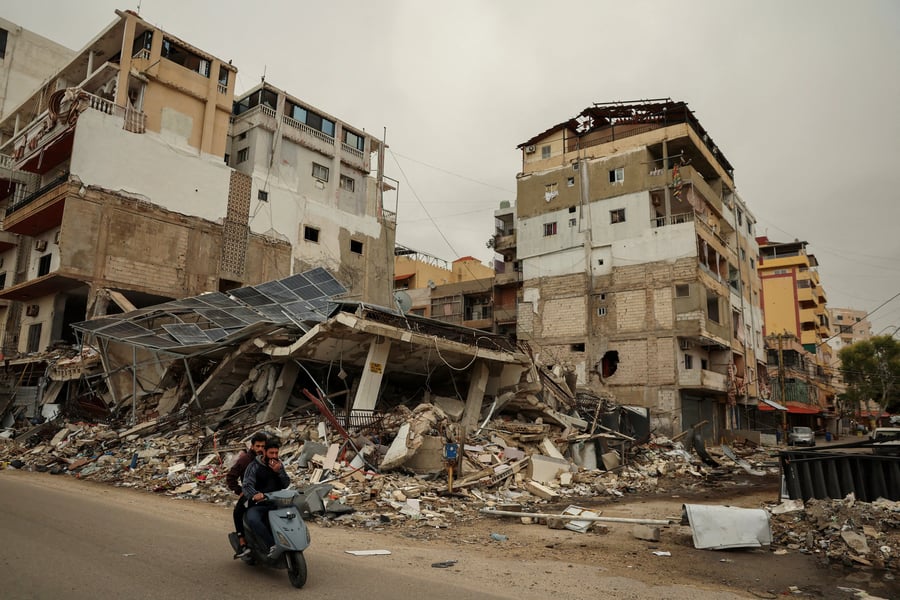 Israeli strikes hit targets in Tehran as conflict escalates