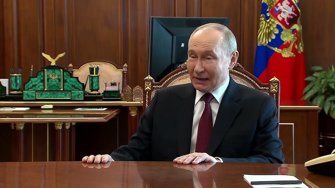 Vladimir Putin announces Easter ceasefire in Ukraine during Kremlin meeting