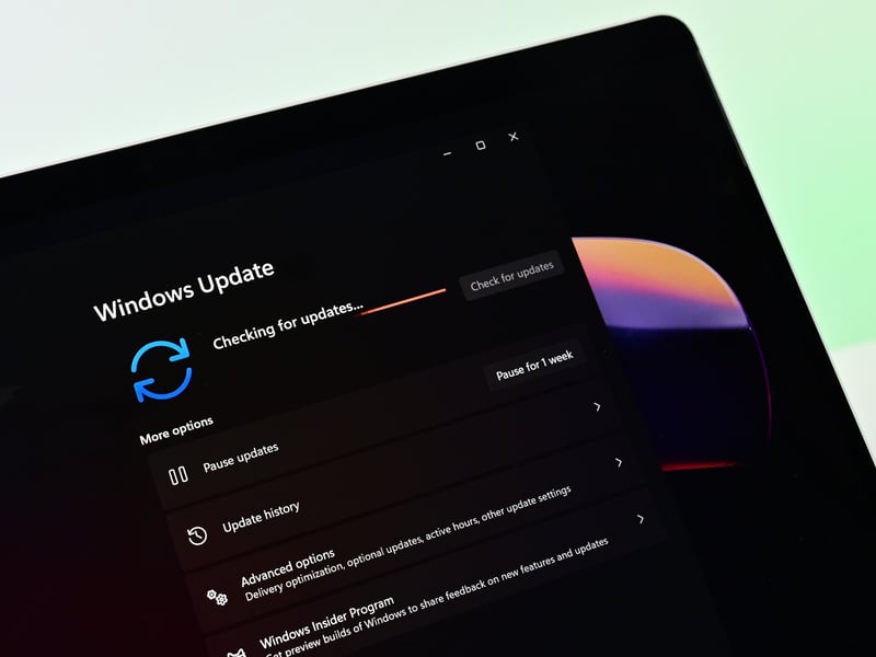 Windows Insider settings showing Experimental and Beta channels
