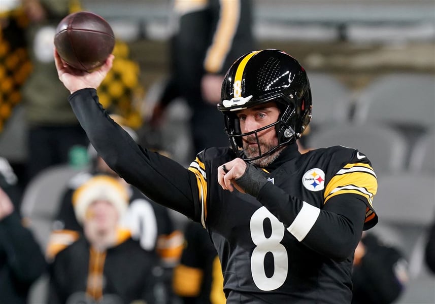 Aaron Rodgers arriving for Pittsburgh Steelers offseason visit with Mike McCarthy