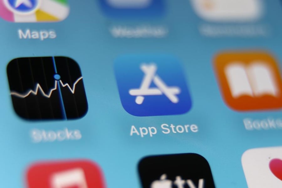 Apple App Store new subscription model with 12 month plan