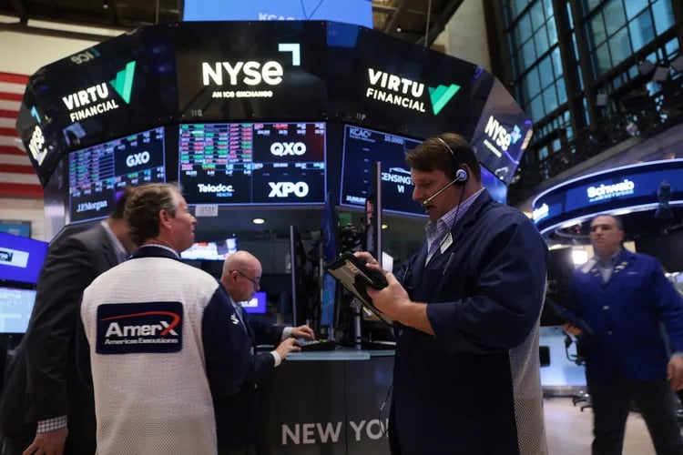 Dow futures fall as oil prices surge and Nvidia fears shake Wall Street in 2026