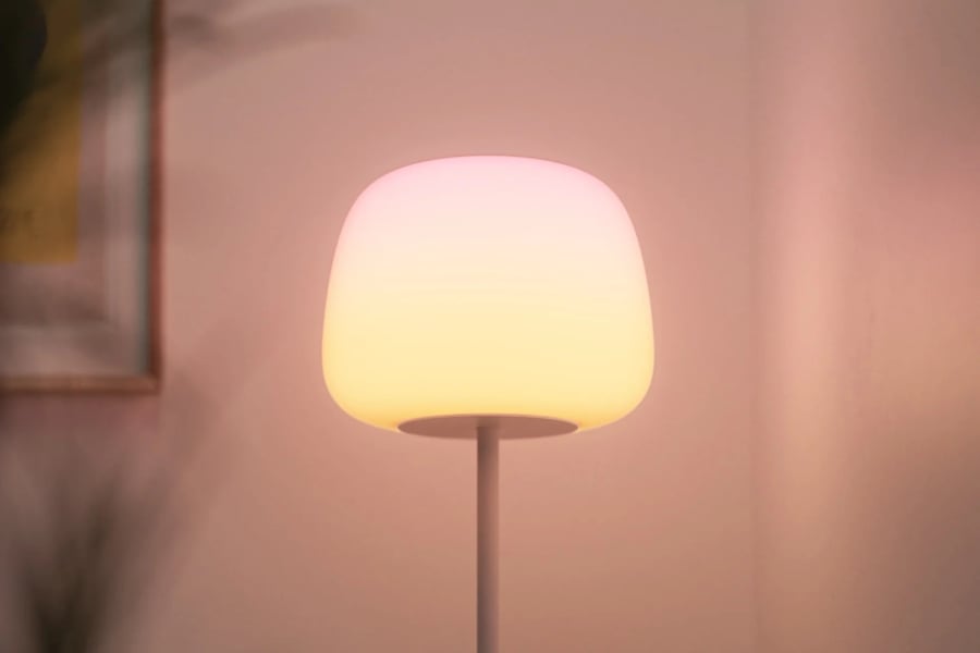 Close-up of Govee Floor Lamp 3 LED structure and lighting diffusion system