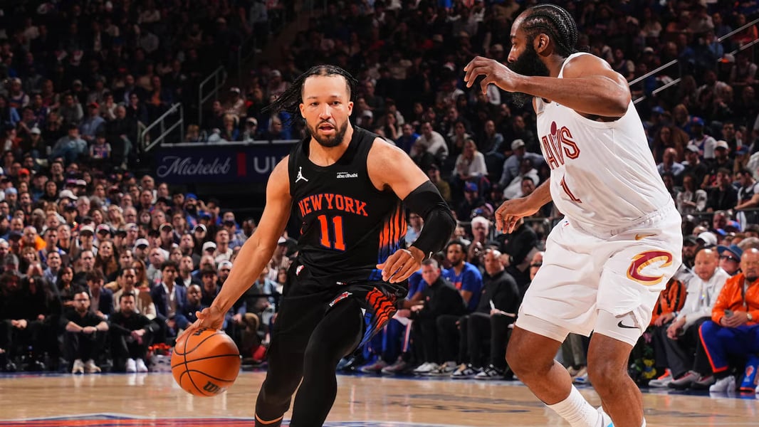 Knicks players celebrate momentum during their decisive third-quarter run against Cleveland