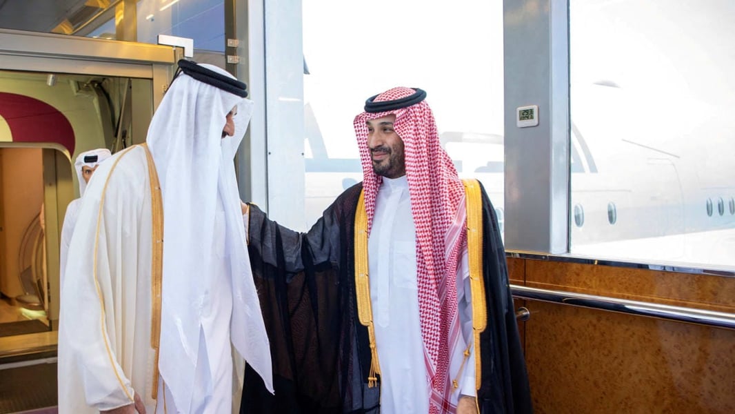 Saudi Crown Prince Mohammed bin Salman receives the Emir of Qatar Sheikh Tamim at a GCC meeting in Saudi Arabia, April 28, 2026