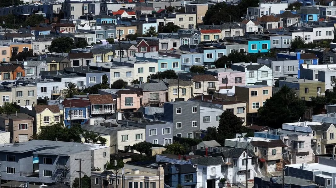 US mortgage rates surge above 6.5 percent as Treasury yields rise amid Iran war fears