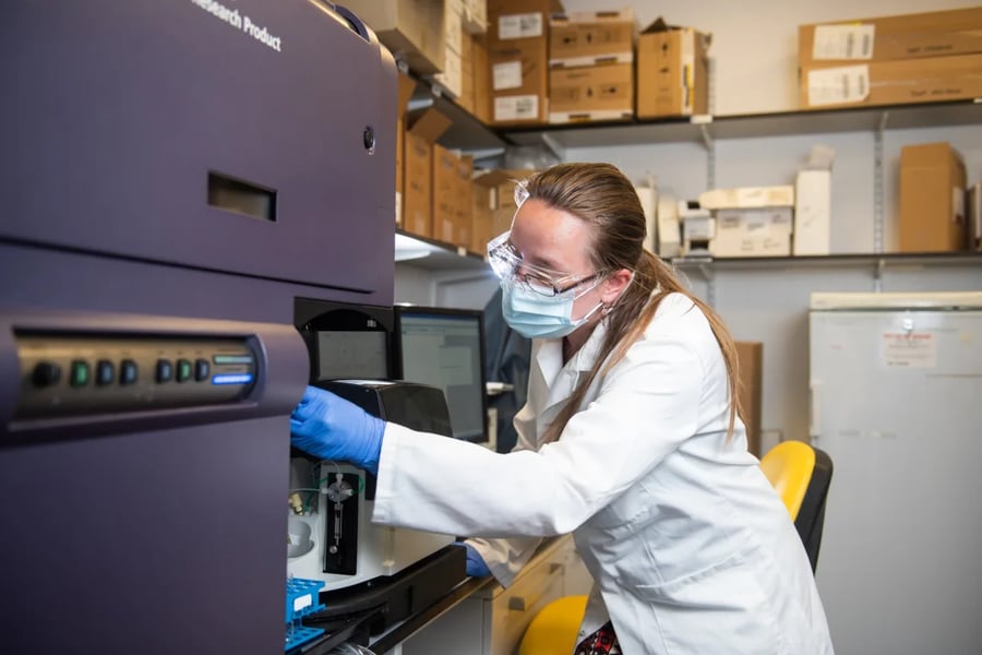 Oxford Vaccine Group researcher works on ChAdOx1 BDBV Bundibugyo Ebola candidate vaccine