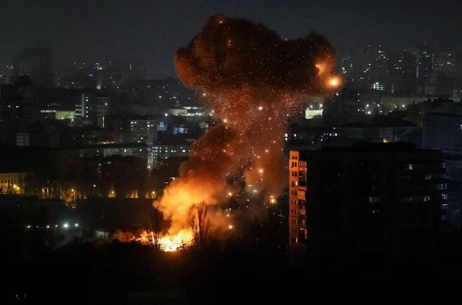 Russian missile and drone attack lights up the sky over Kyiv after Putin vows retaliation over Luhansk strike