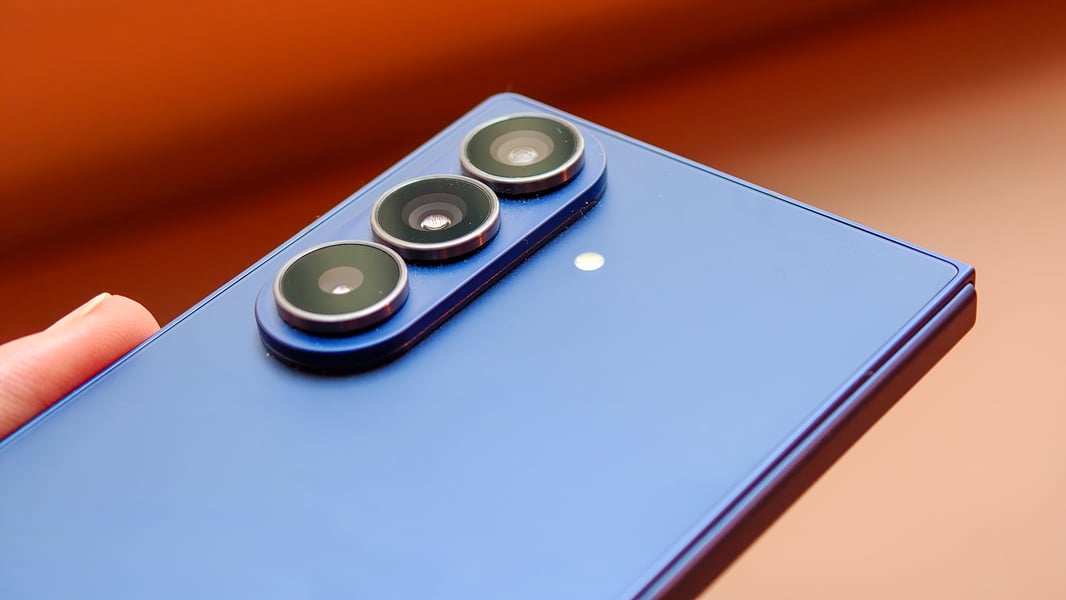 Samsung Galaxy Z Fold 8 leak showing wider display and thinner foldable design