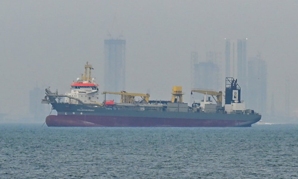 Oil tankers crossing the Strait of Hormuz amid rising global tensions
