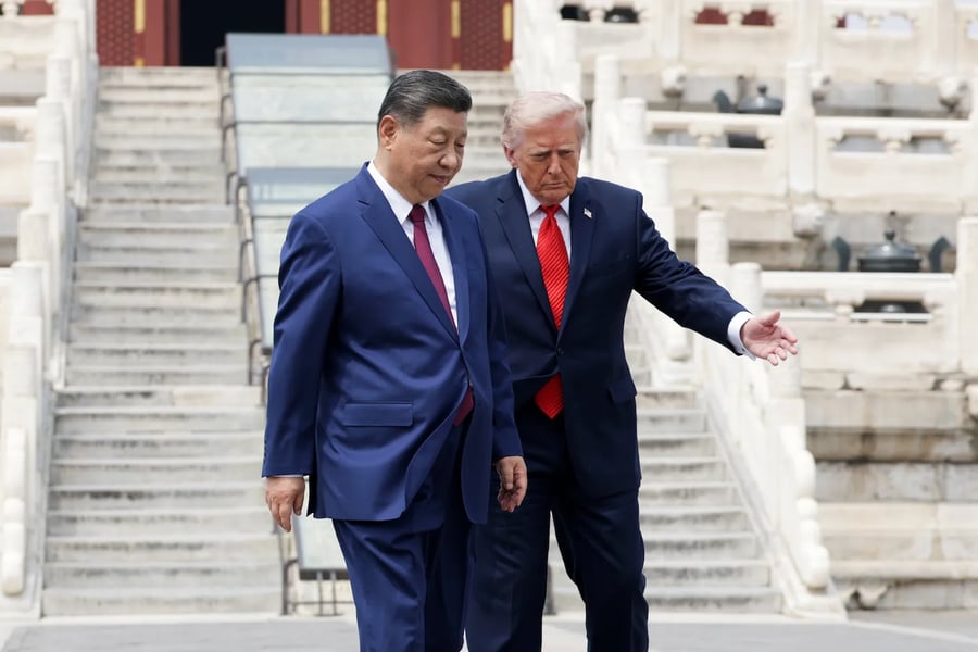 Donald Trump and Xi Jinping during high-stakes talks in Beijing over Taiwan and US-China relations
