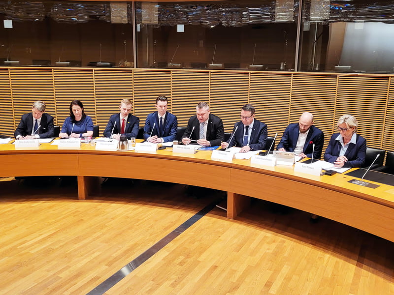 Finnish Parliament approves legislation lifting restrictions on nuclear weapons imports and storage in Finland