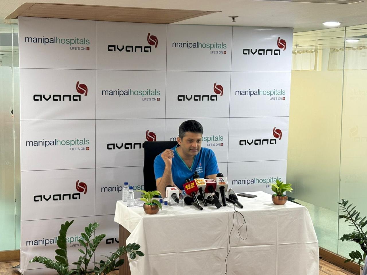 Manipal Surgeon Dr Thonse Performs a Shoulder Preservation Surgery in Augmented Rotator Cuff Reconstruction