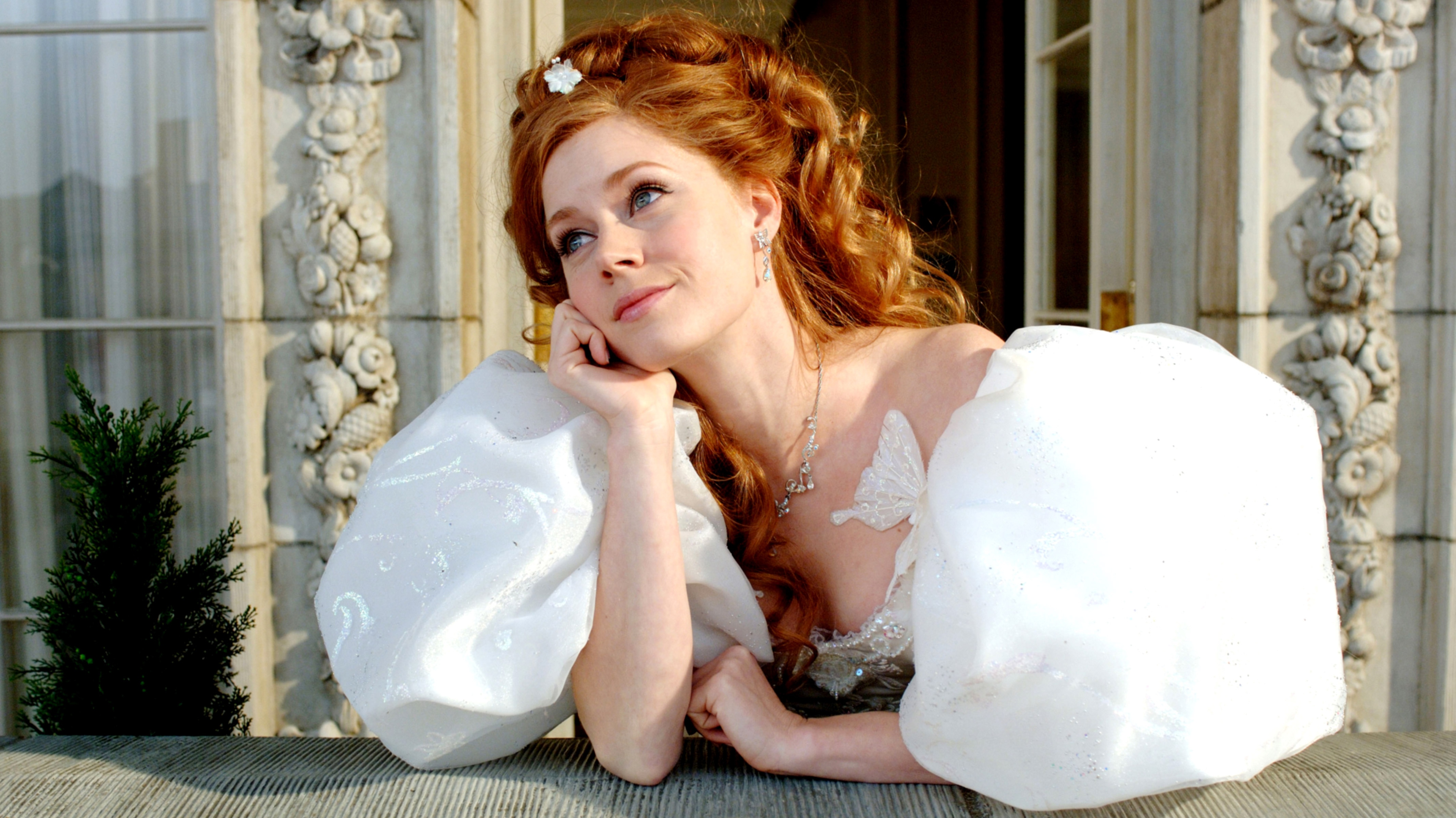 Amy Adams photographed for Deadline