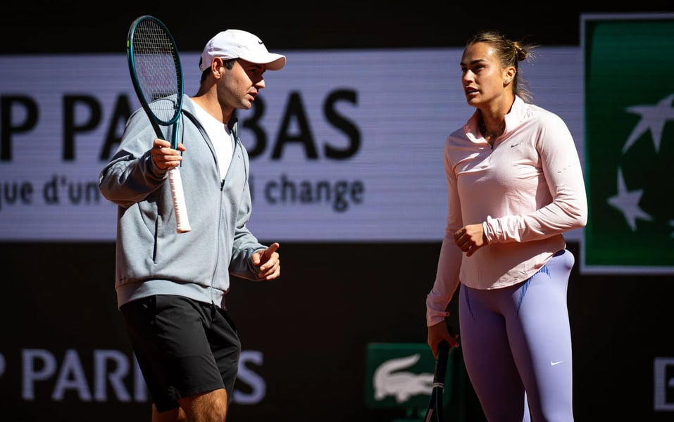 Aryna Sabalenka training with coach Anton Dubrov during a WTA Tour practice session