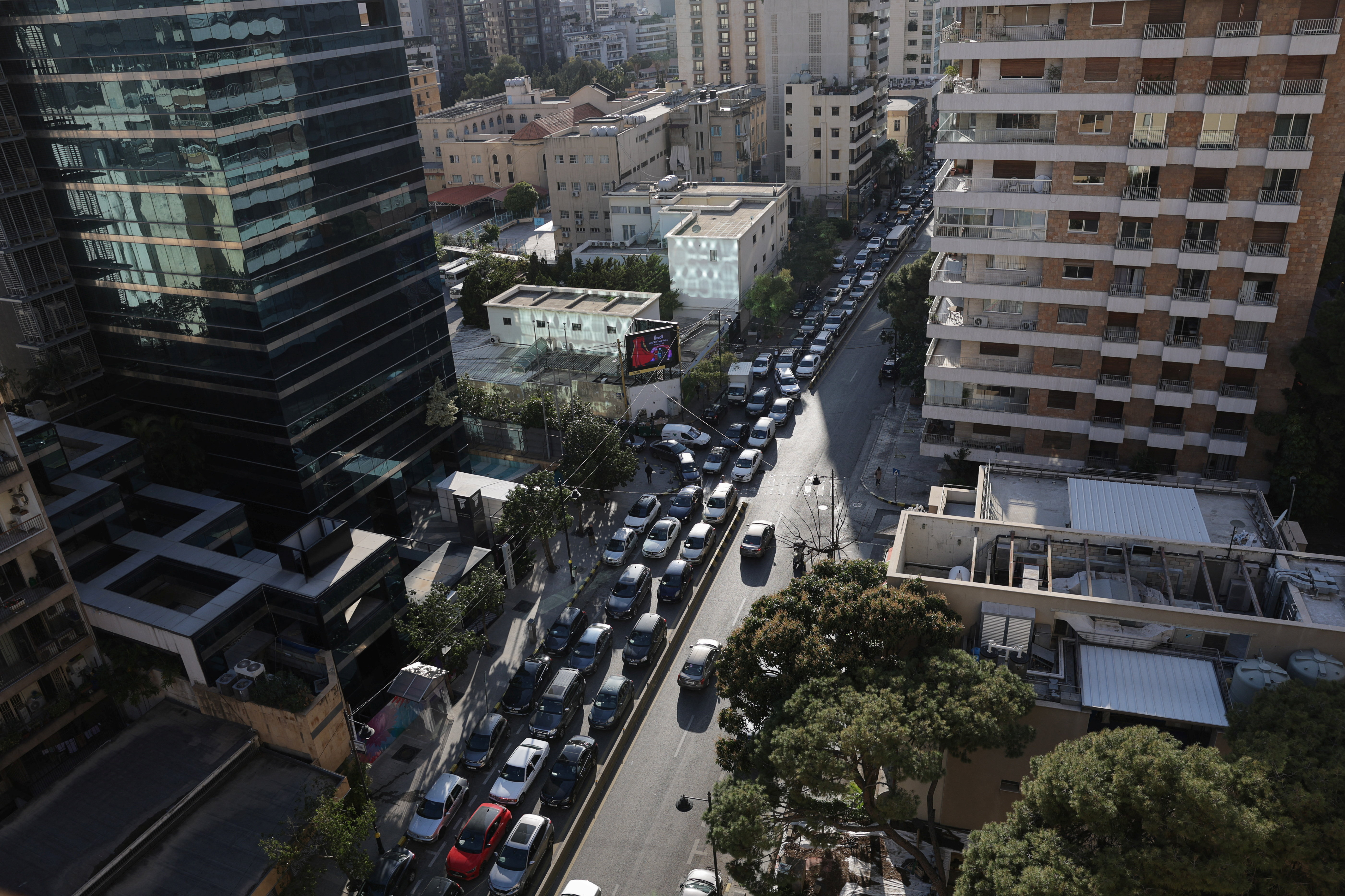 Traffic gridlock in Beirut as residents flee Dahiyeh suburb following Israeli evacuation order 2026