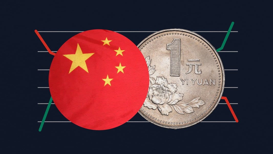 China Bond Market PBOC Liquidity Injection June 2026 Traders monitor bond markets in Shanghai as the PBOC's overnight reverse repo operation sends 30-year treasury futures higher