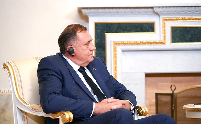 Milorad Dodik and Vladimir Putin at the St. Petersburg International Economic Forum