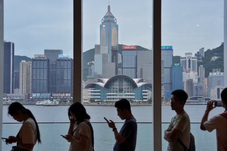 Hong Kong financial district as cross-border wealth-management corridor tightens
