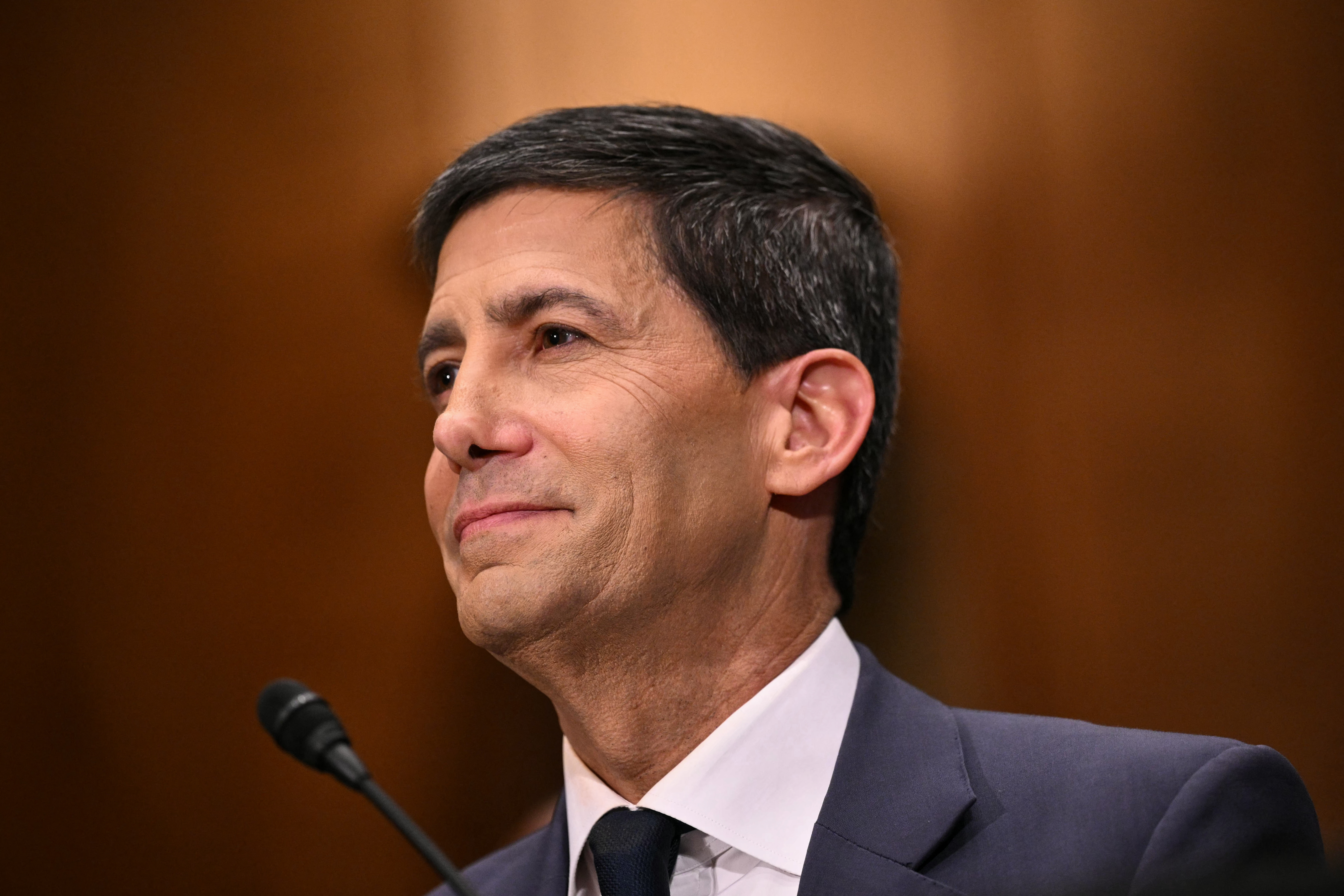 Kevin Warsh takes oath of office as Federal Reserve Chairman at White House ceremony, May 22, 2026