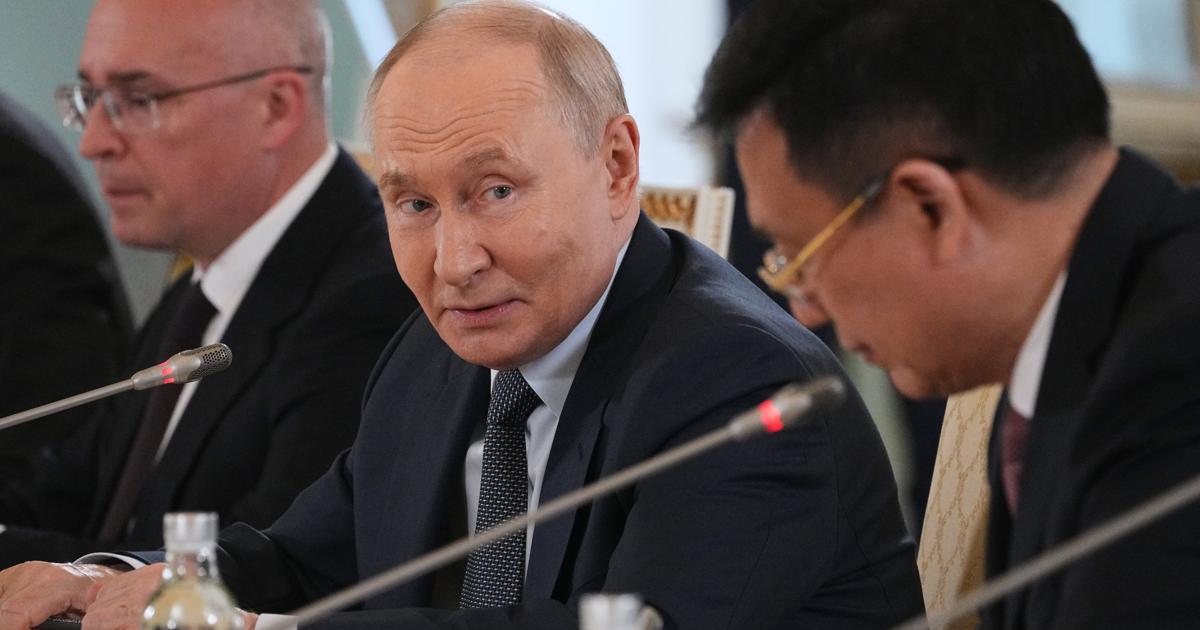 Vladimir Putin at Constantine Palace St Petersburg speaking to international news agency heads SPIEF 2026
