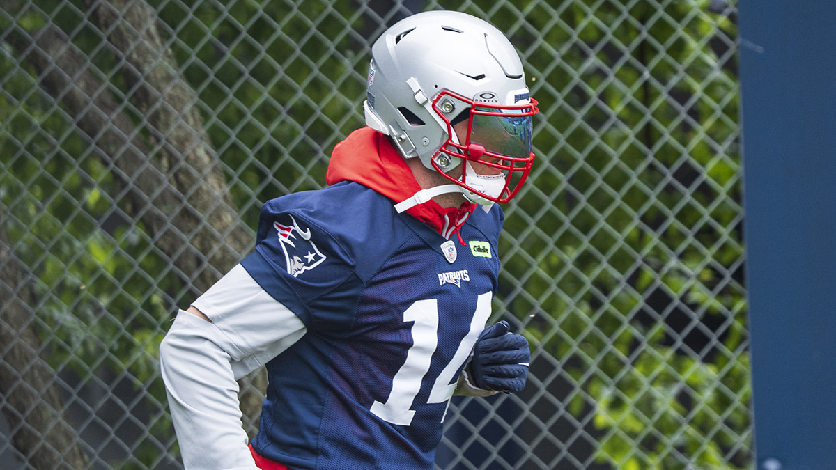 New England Patriots linebacker Robert Spillane at training camp 2025