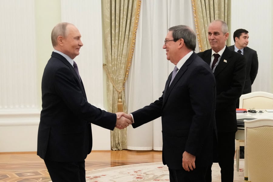 Russian President Vladimir Putin meets Cuban Foreign Minister Bruno Rodriguez at the Kremlin, Moscow, February 2026