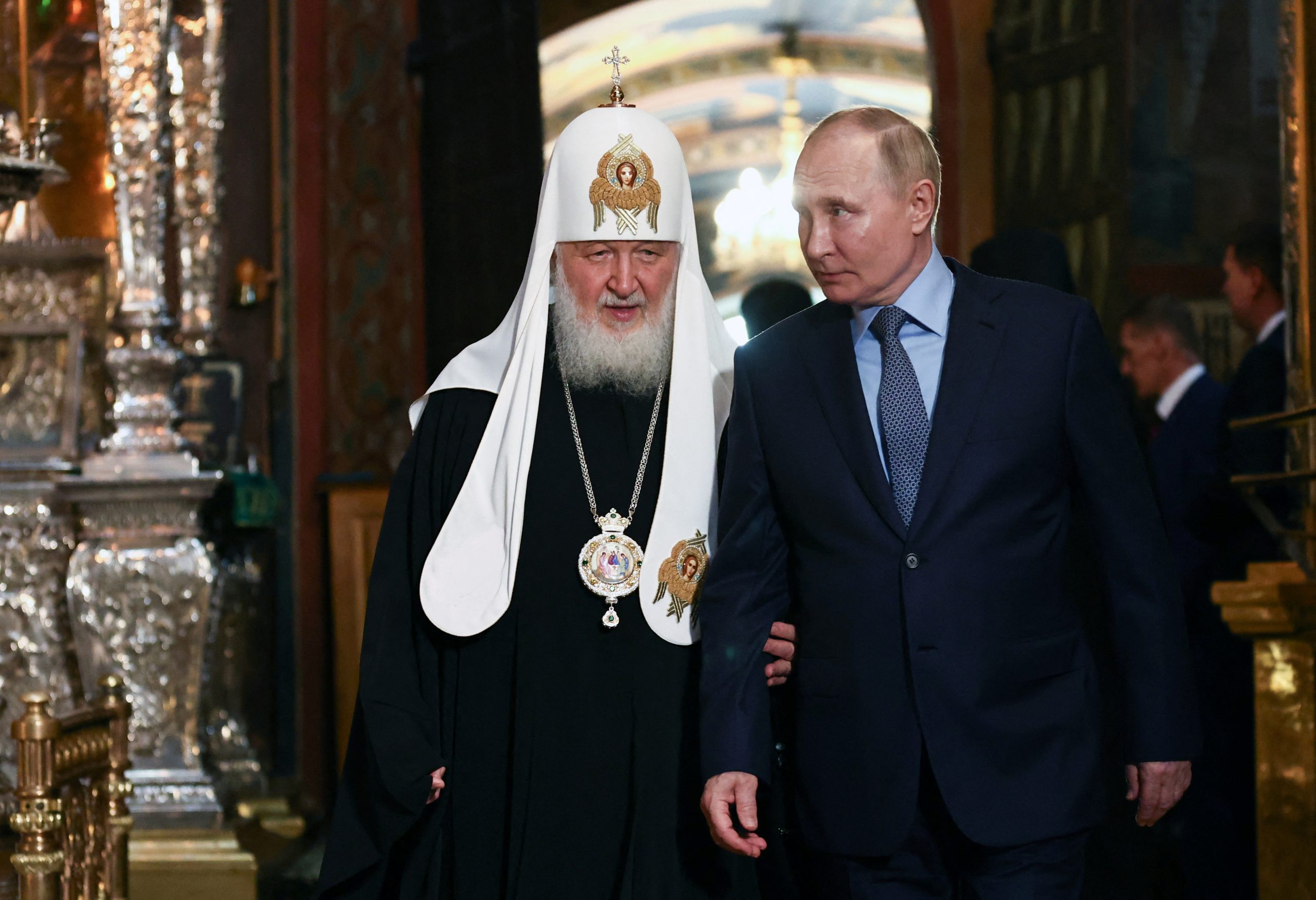 Vladimir Putin and Patriarch Kirill at Russian Orthodox monastery amid SVR Armenia church controversy