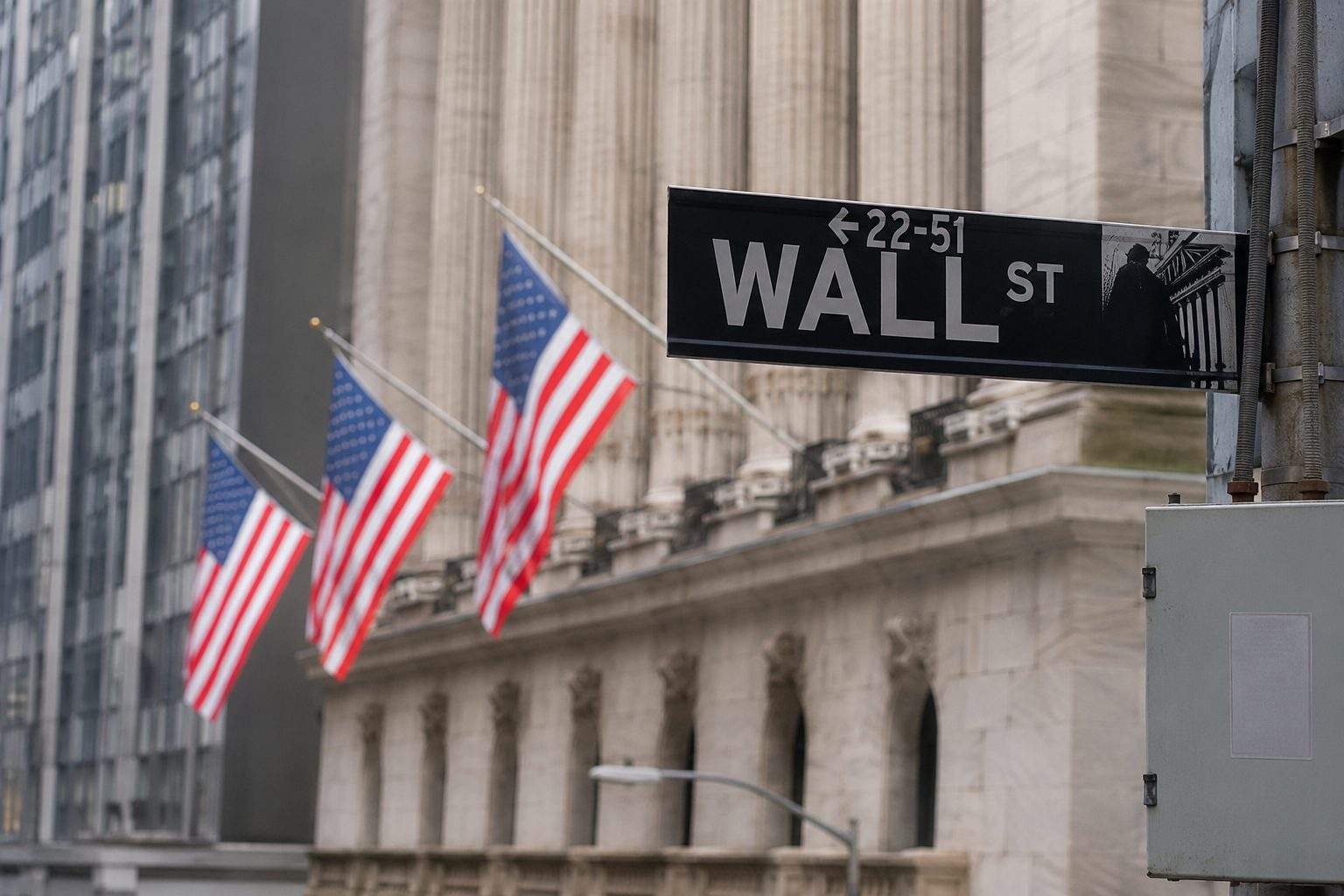 Wall Street stock market weekly close June 2026 as S&P 500 gains amid SpaceX IPO and Iran peace hopes