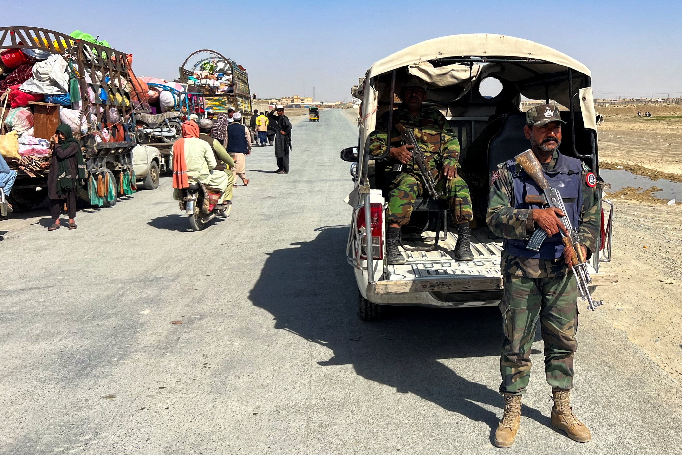 Balochistan Constabulary forces at the Chaman border crossing between Pakistan and Afghanistan
