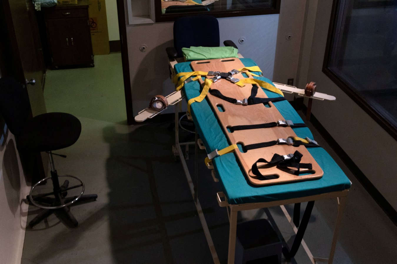 lethal injection chamber at a US state prison