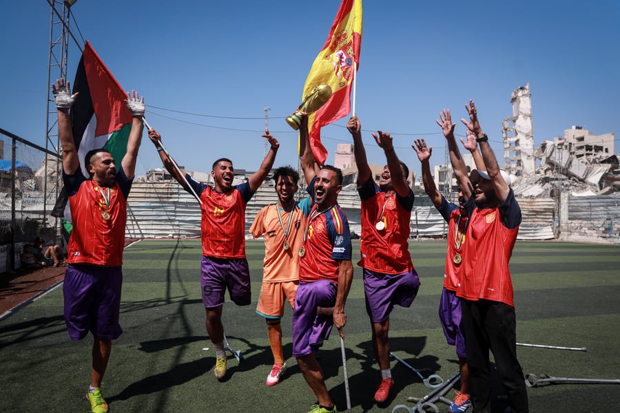 Palestinian amputee footballers in Gaza watching and supporting Spain in the 2026 World Cup Final