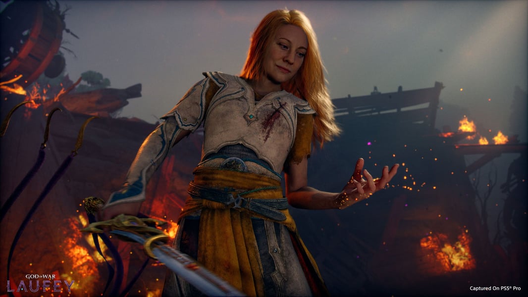 Faye in combat in the Everywhen realm in God of War: Laufey for PS5