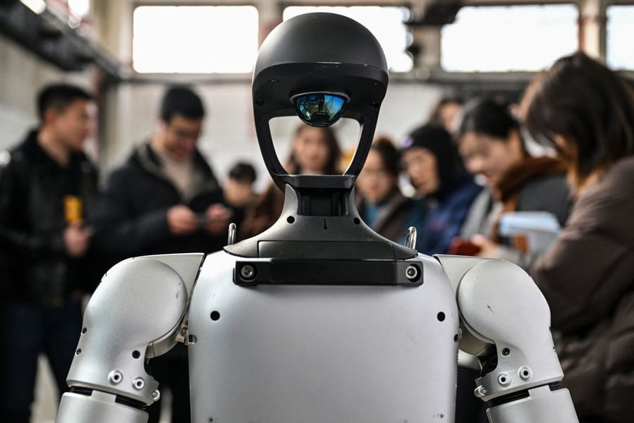 Humanoid robot with lithium battery pack that exceeds FAA airline safety thresholds