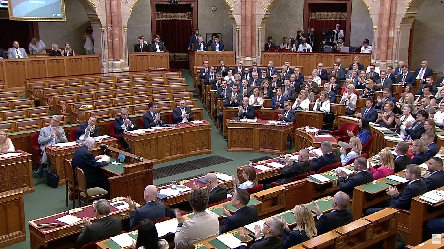 Hungarian parliament session on July 13 2026 voting on constitutional amendment to remove President Tamas Sulyok