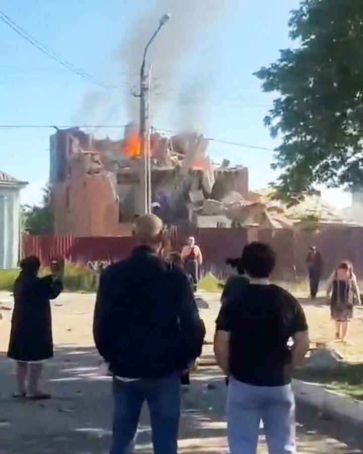 Russian air defense systems tracking and intercepting Ukrainian drones in the Moscow region during the July 2026 barrage